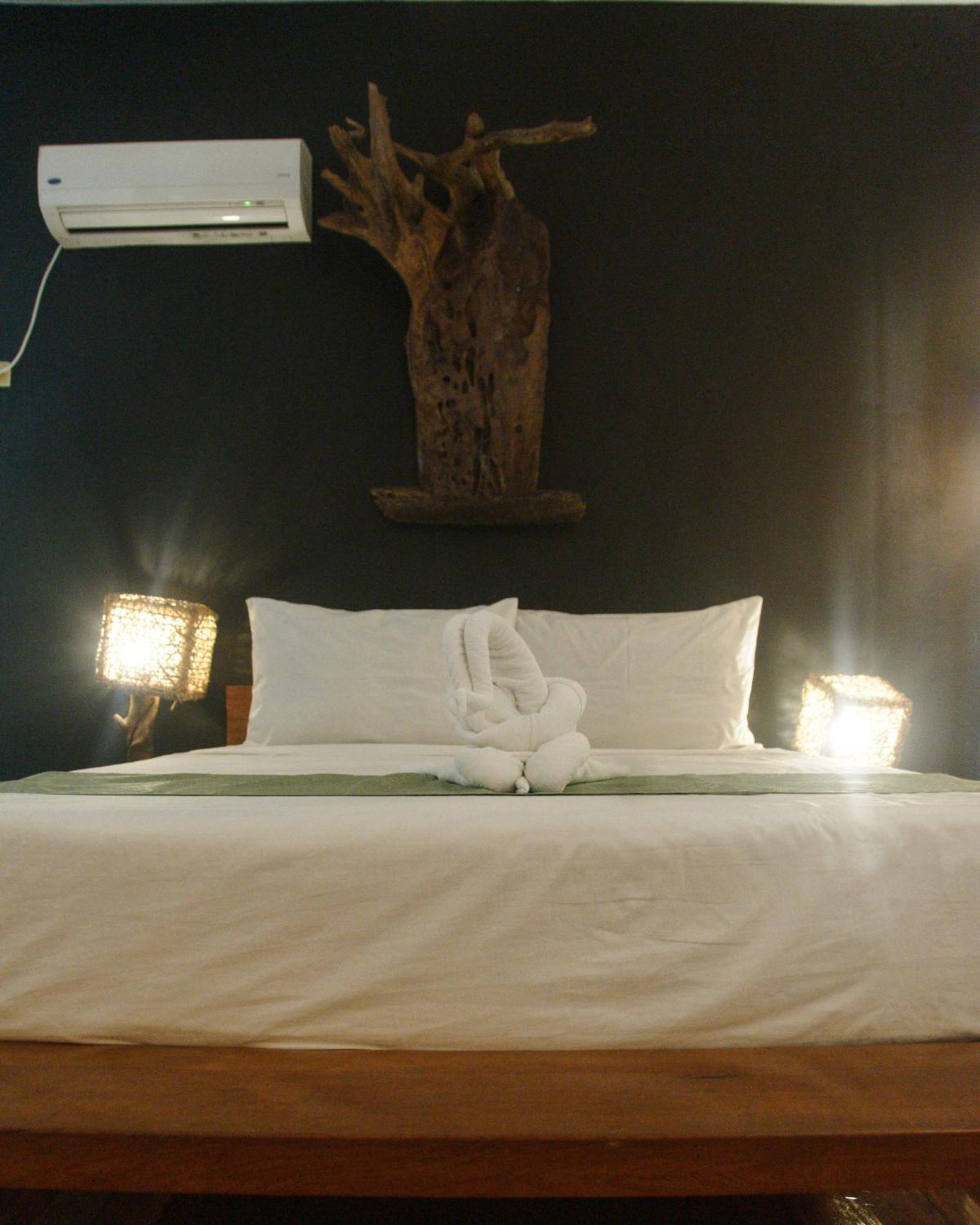 Happiness Boutique Resort El Nido Bagian luar foto